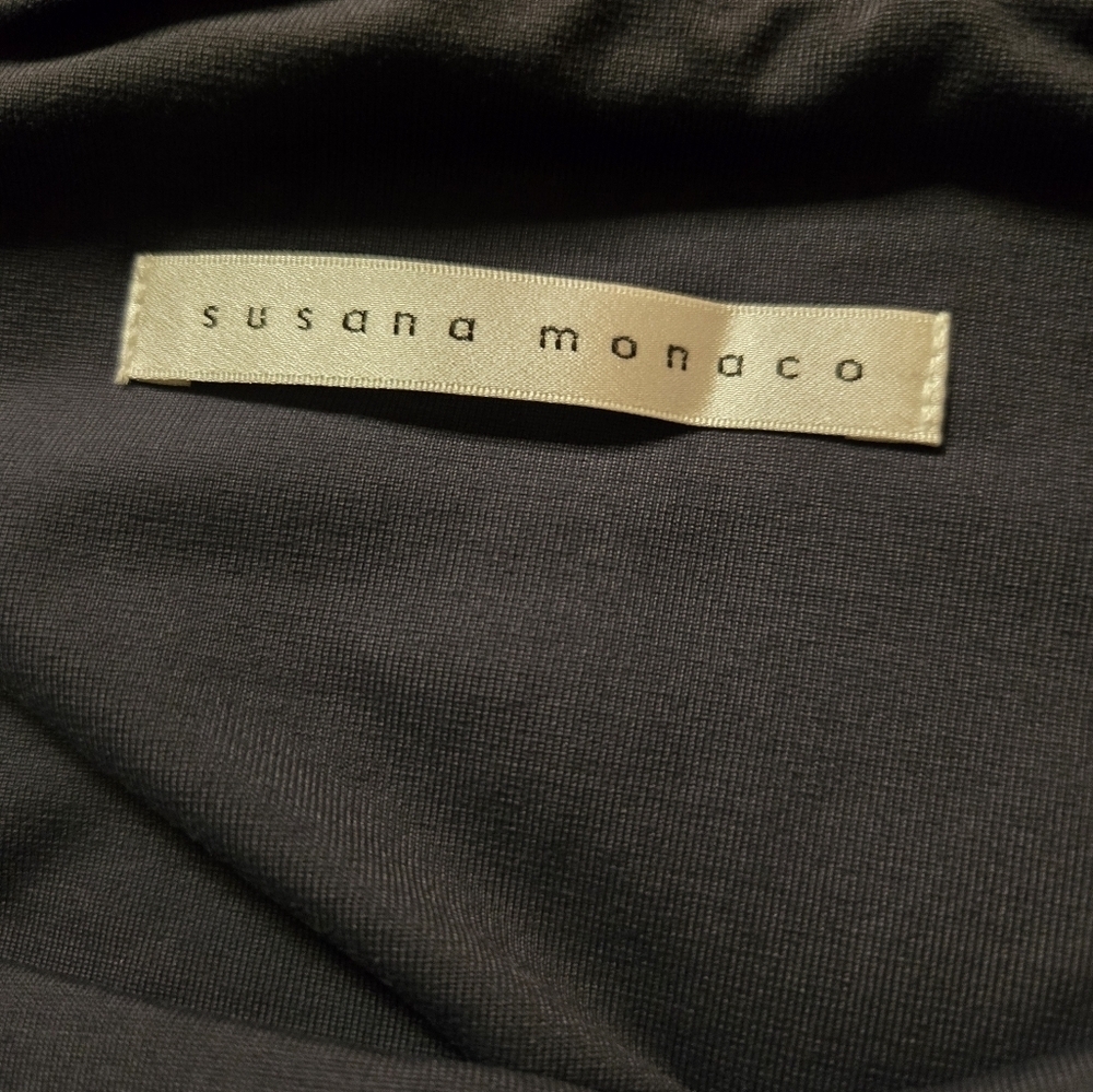Susana Monaco NWT Long Bell Sleeve Top Size XSmall - Picture 9 of 9